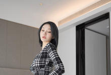 火辣身材的短发美骚妇安然2022超薄黑丝无内高翘臀丁字裤-沐风文化