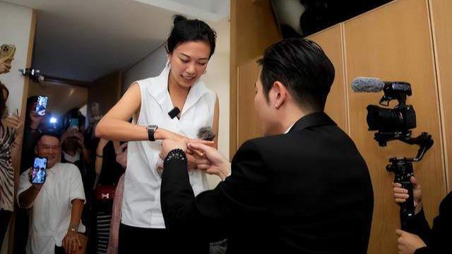 向太陈岚调侃萧敬腾:你家林有慧变胖了哦!萧敬腾的回复很圈粉-沐风文化